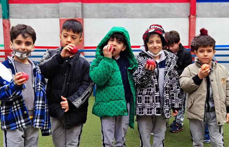 میان وعده اسفندماه 1