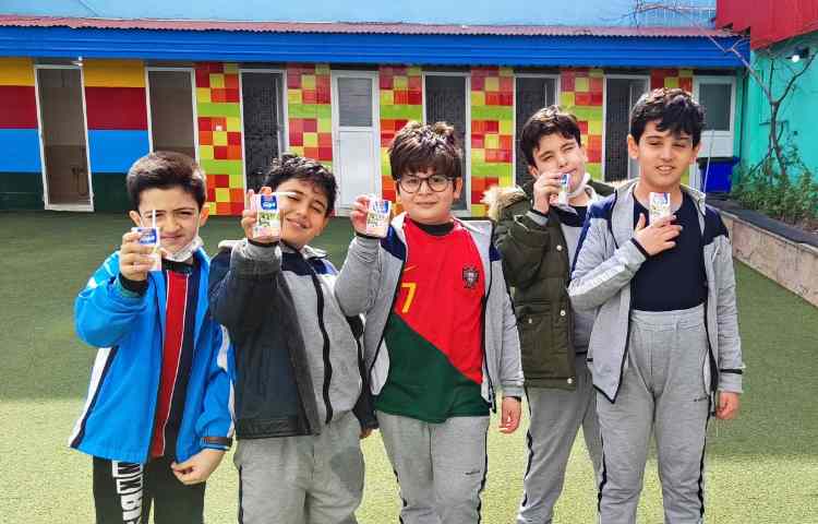 میان وعده اسفند ماه 1