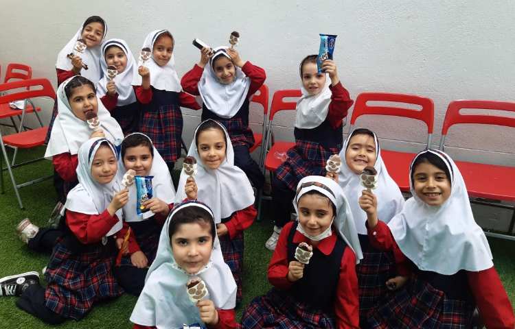 میان وعده امروز دانش آموزان عزیز 1