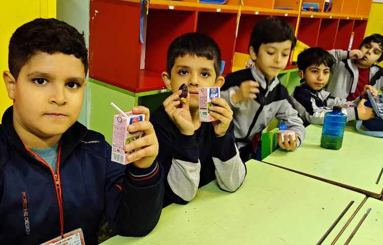 میان وعده بهمن ماه 1