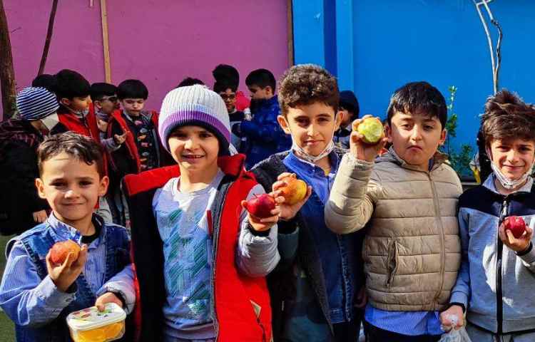 میان وعده بهمن ماه 1