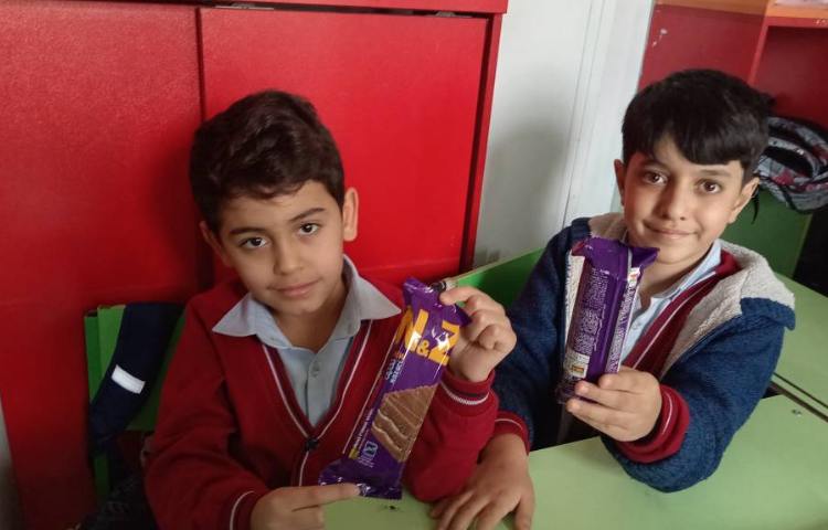 میان وعده بهمن ماه 1