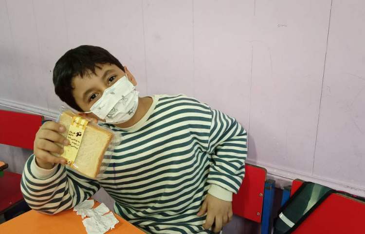 میان وعده بهمن ماه 1