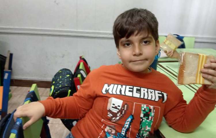 میان وعده بهمن ماه 13