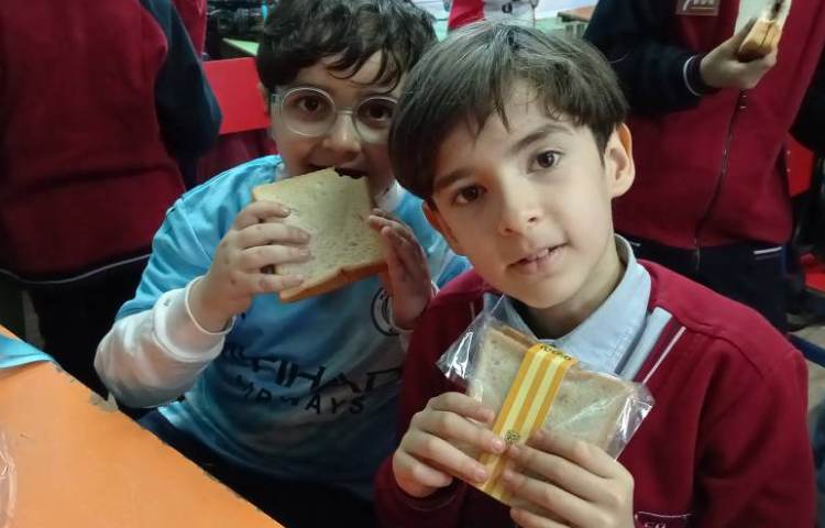 میان وعده بهمن ماه 3