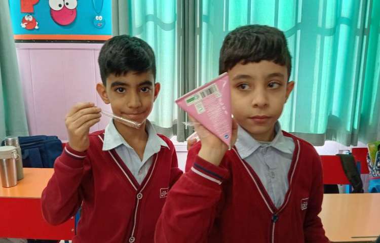 میان وعده دی ماه 12