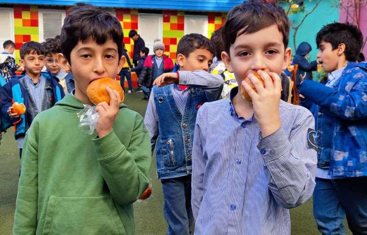 میان وعده دی ماه 2