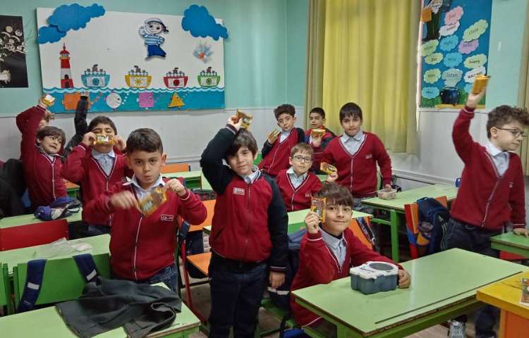 میان وعده دی ماه 2