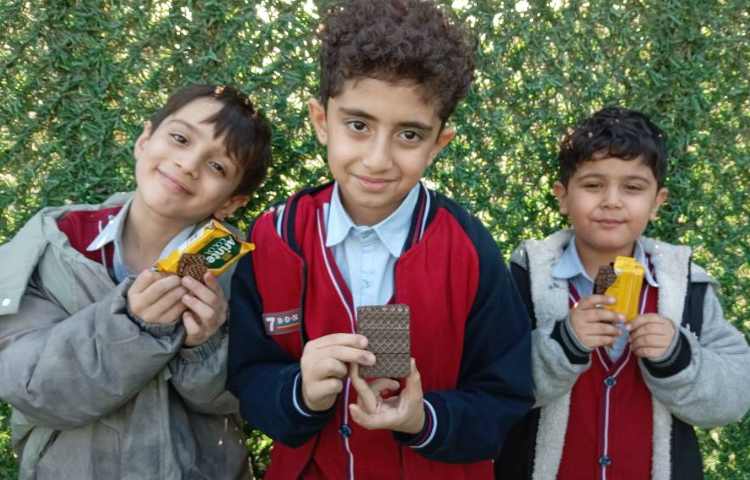 میان وعده دی ماه 2