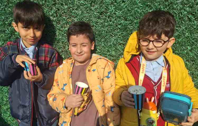 میان وعده دی ماه 3