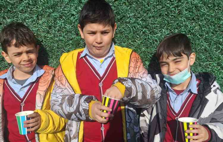 میان وعده دی ماه 4