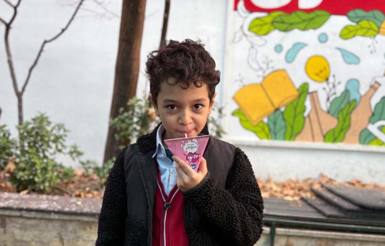 میان وعده دی ماه 5