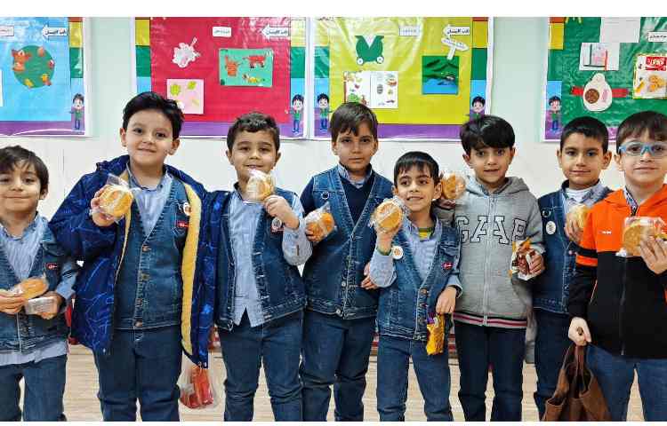 میان وعده دی ماه 6