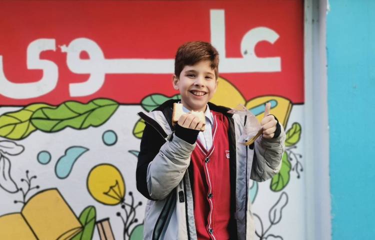 میان وعده دی ماه 6