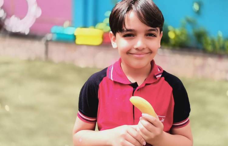 میان وعده فروردین ماه 10