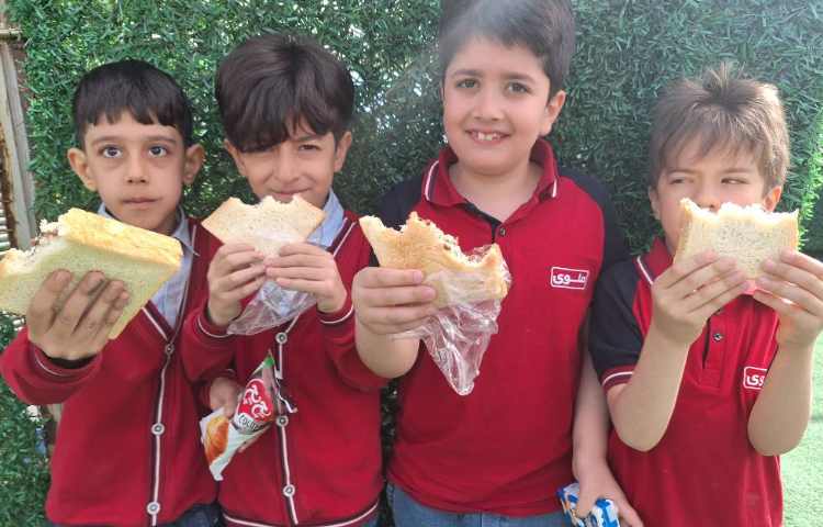 میان وعده فروردین ماه 10