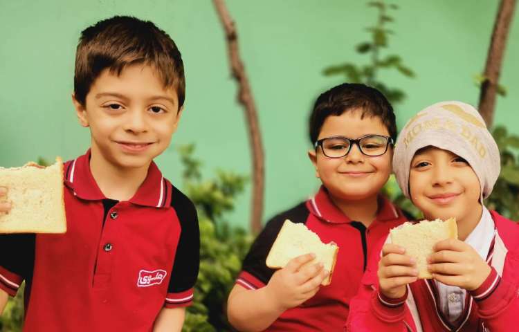 میان وعده فروردین ماه 4