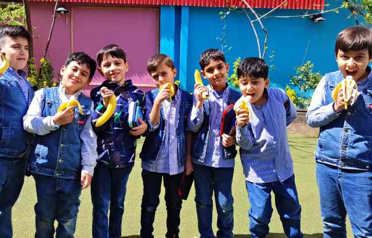 میان وعده فروردین ماه 7