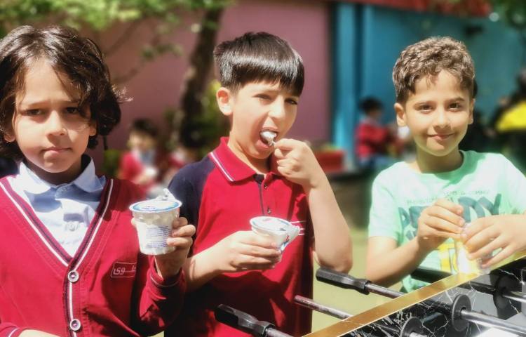 میان وعده فروردین ماه 8