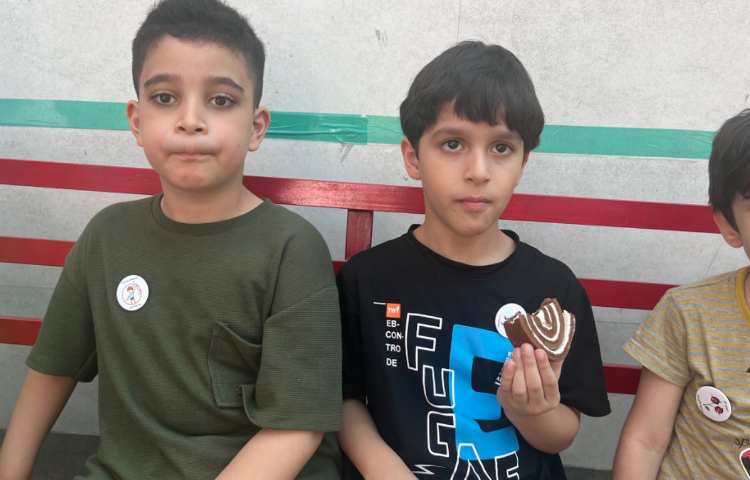 میان وعده مرداد ماه 1