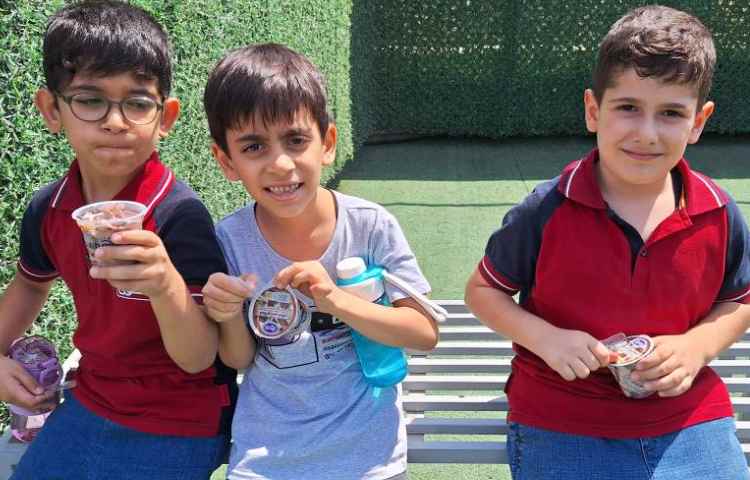 میان وعده مرداد ماه 1