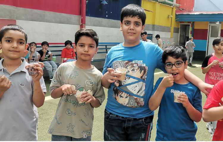 میان وعده مرداد ماه 2