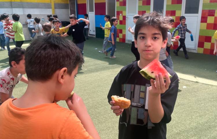 میان وعده مرداد ماه 4