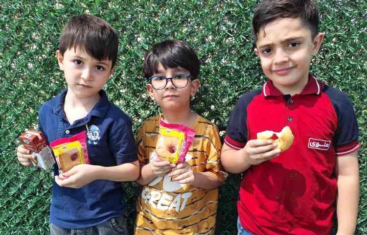 میان وعده مرداد ماه