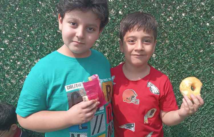 میان وعده مرداد ماه