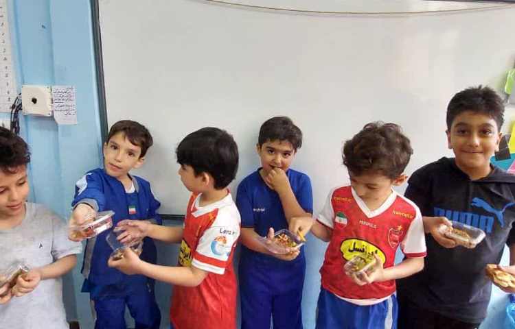 میان وعده مغذی 4