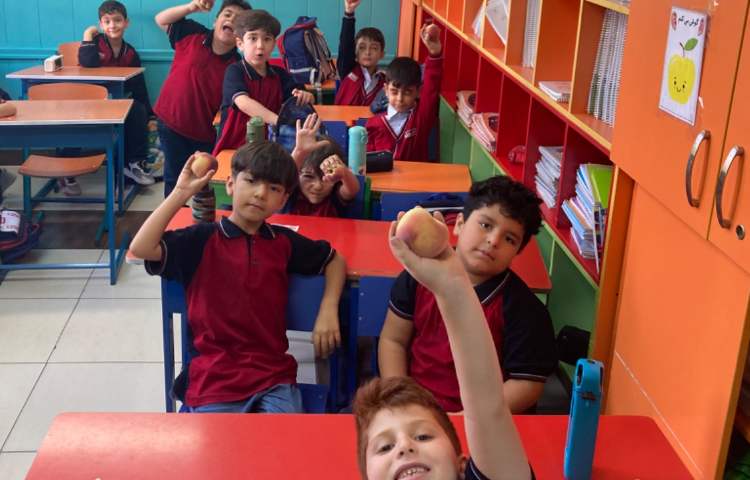 میان وعده مهر ماه 9