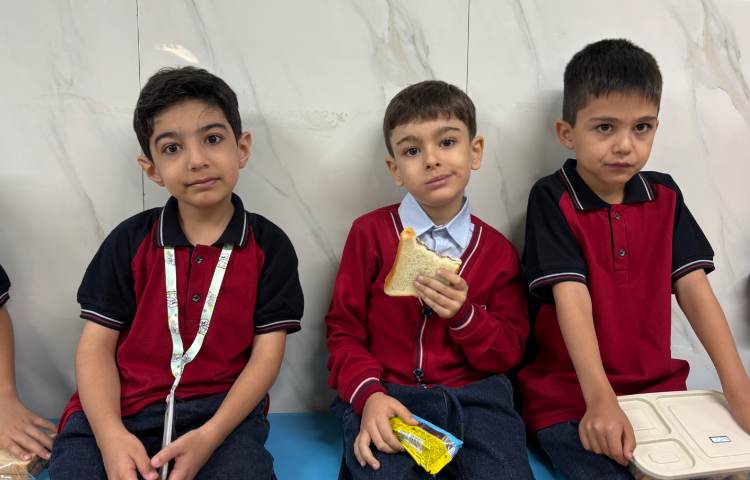 میان وعده مهر ماه