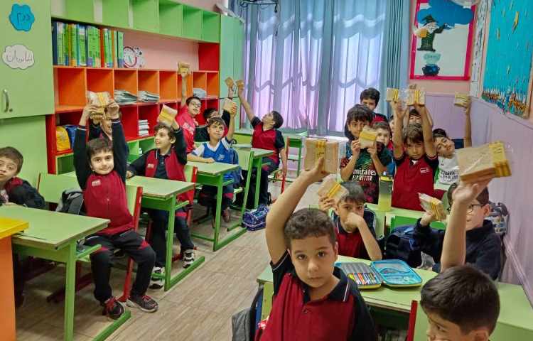 میان وعده مهر ماه