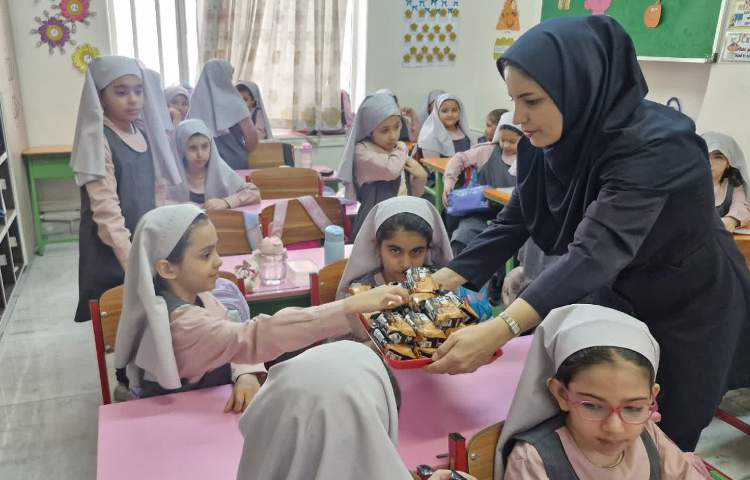 میان‌وعده‌ی خوش‌مزه 4