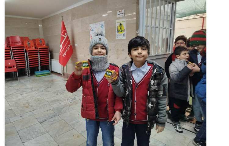 میان وعده 12