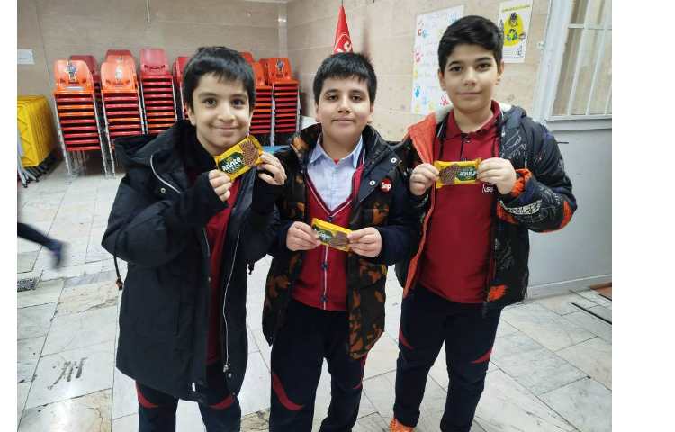 میان وعده 15