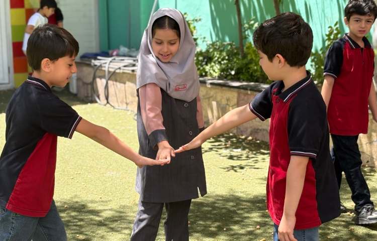 میان وعده