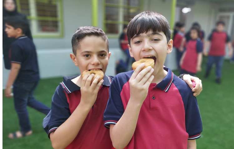 میان وعده