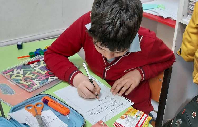 نامه‌ی انگلیسی در قالب کارت پستال 11