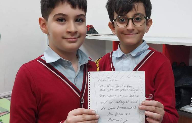 نامه‌ی انگلیسی در قالب کارت پستال 9