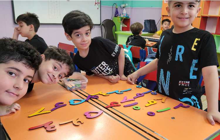 نام درس:پرتال هوش مبحث: ریاضیدان 1