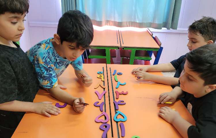 نام درس:پرتال هوش مبحث: ریاضیدان 3