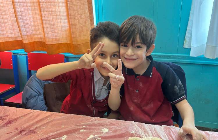 نانواهای کوچک در کلاس توت فرنگی 4