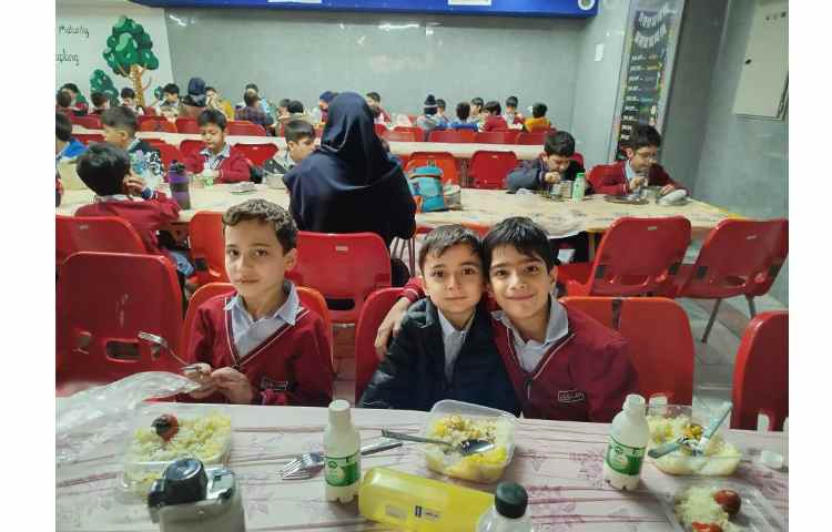 ناهارخوری 3