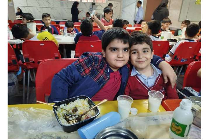 ناهارخوری 4