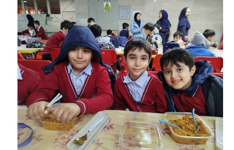 ناهارخوری 8