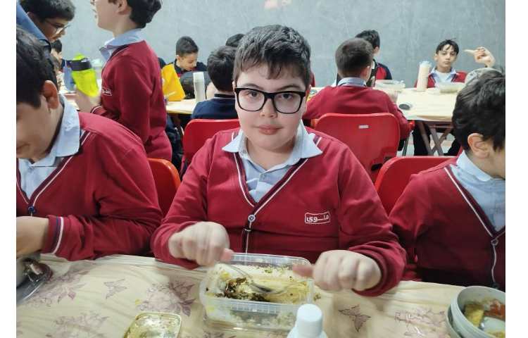 ناهارخوری 8