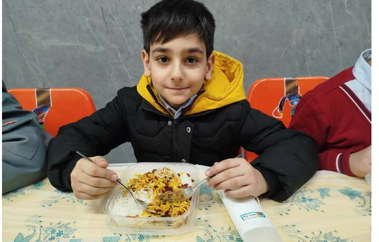 ناهار خوری 8