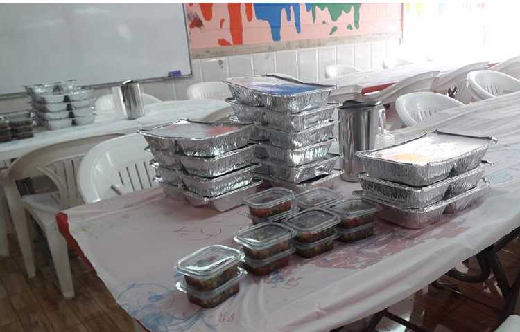 ناهار خوشمزه امروز دبستان علوی 12