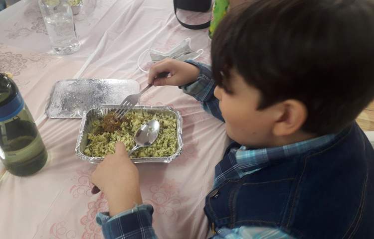 ناهار خوشمزه دبستان علوی 1